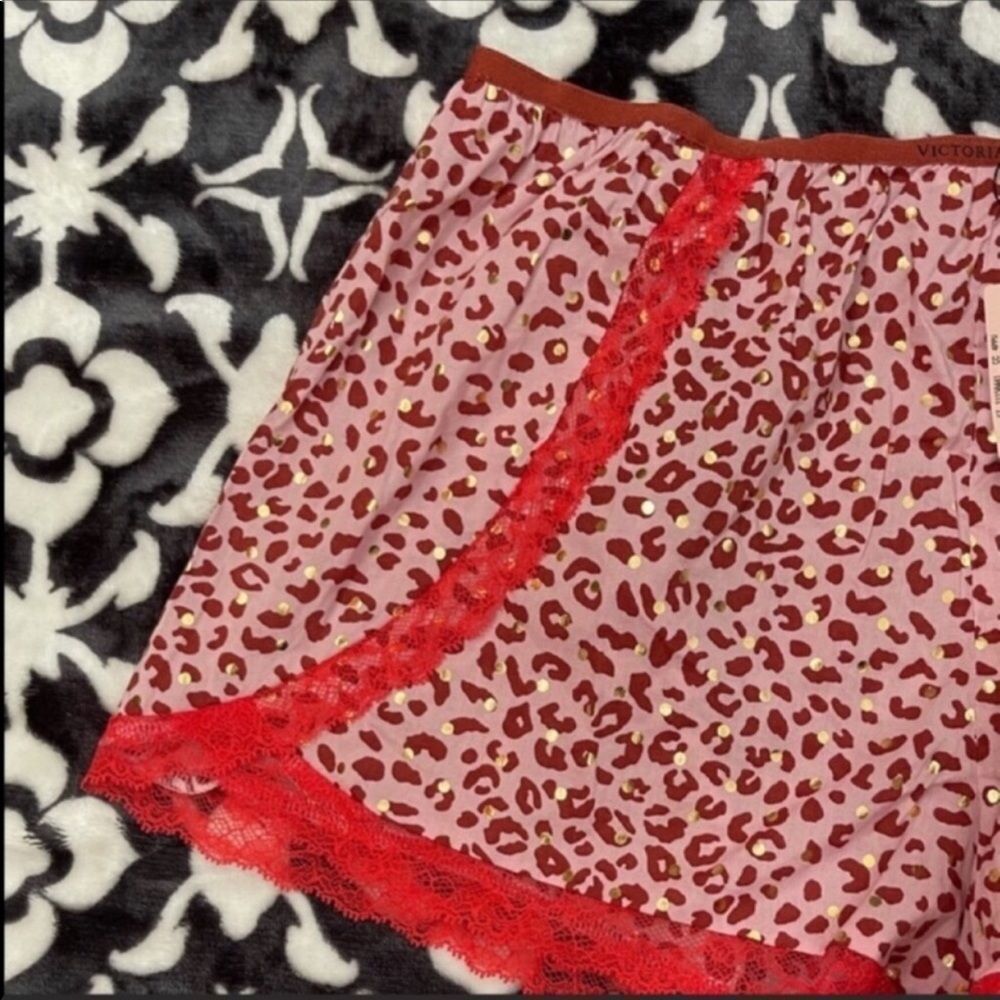 1. Victoria’s Secret Pajama Short - Picture 4 of 7